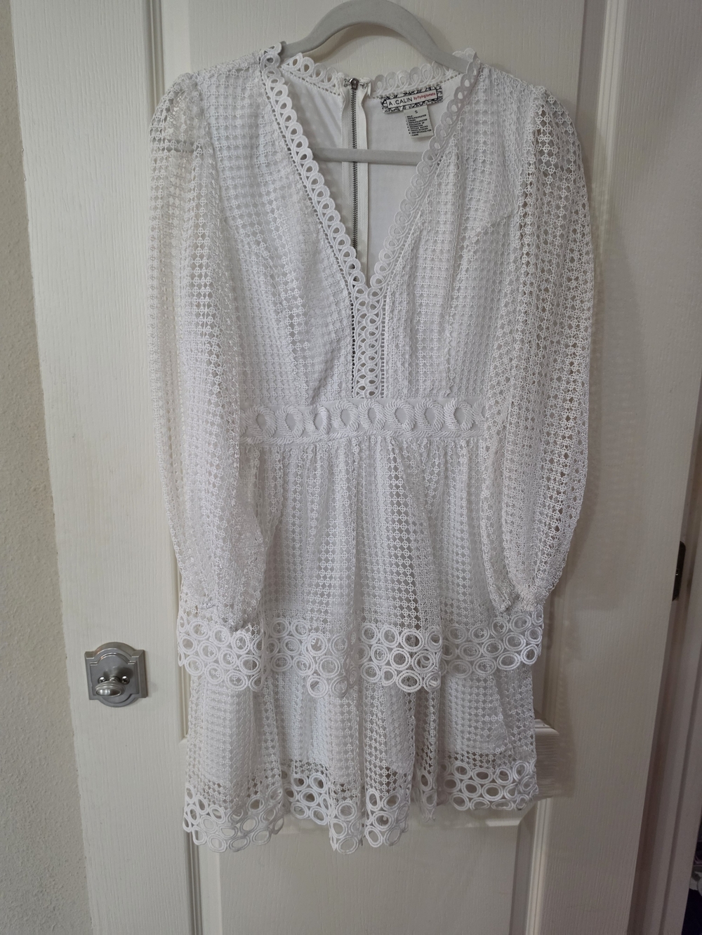 White Lace V-Neck Long Sleeve Dress - Lightweight Crochet Detail